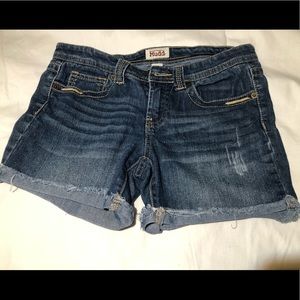 Mudd Jean off shorts with distressing sz. 5